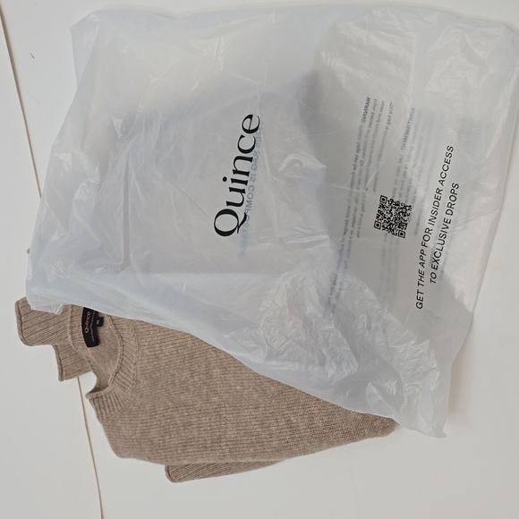 NWT QUINCE 100% Mongolian Cashmere Boxy Crewneck Sweater Oatmeal Size XL - Picture 16 of 17